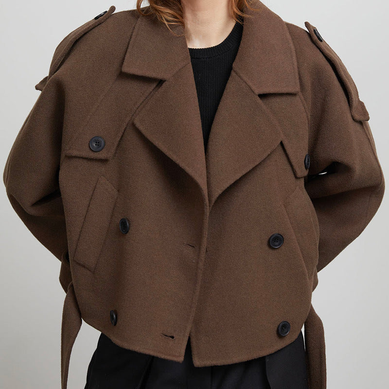 Damer Kort Ulljacka i Trench-stil med stiliga detaljer Mirla-Eva Jonsson