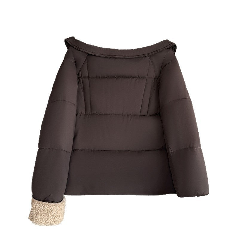 Damer Kort quiltad jacka med oversized passform och konstpälskrage Mirla-Eva Jonsson