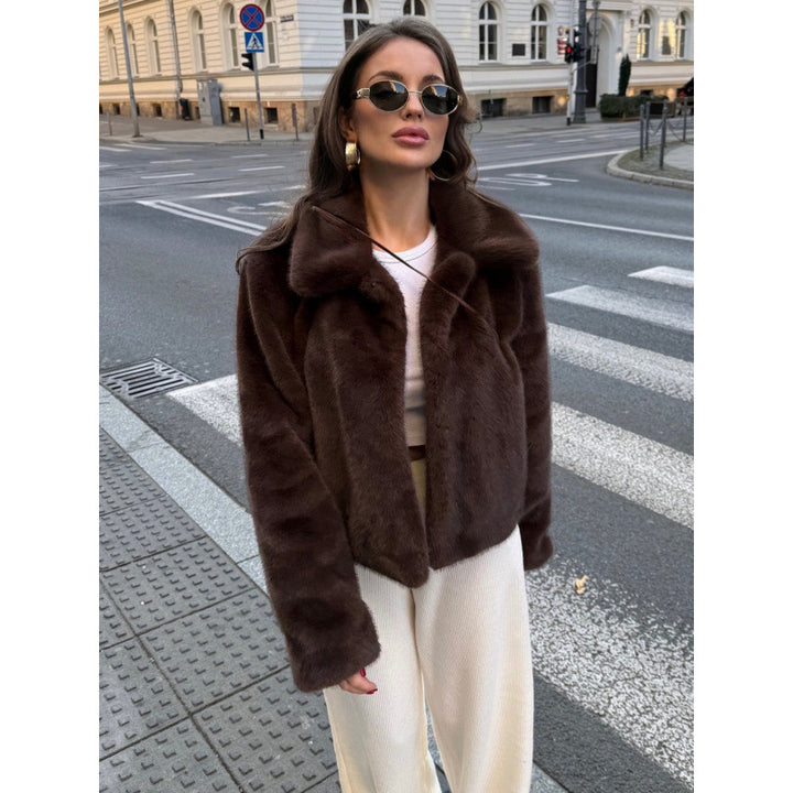 Damer Korta Konstfälljacka med elegant skärning Mirla-Eva Jonsson