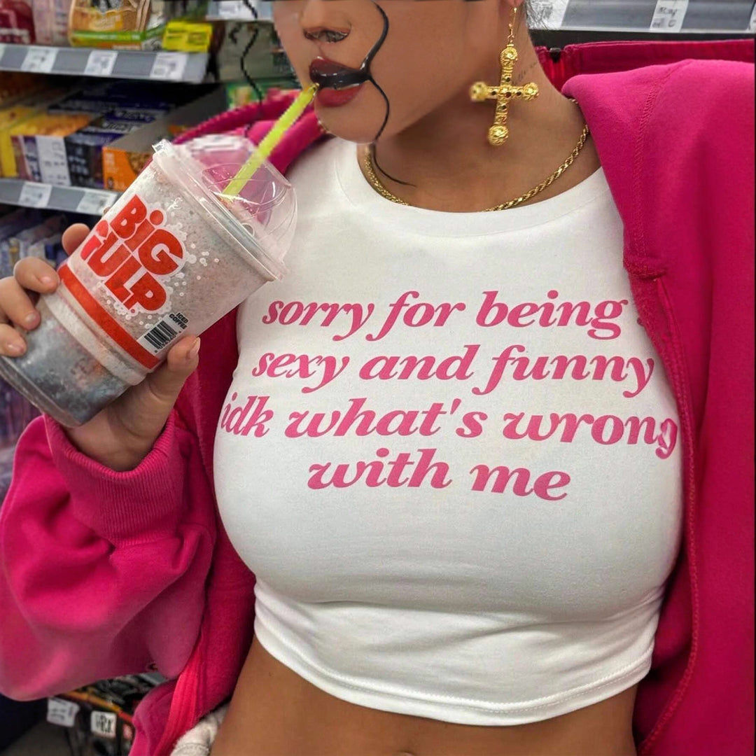 Damer Kortärmad Crop-T-shirt med rolig text Mirla-Eva Jonsson