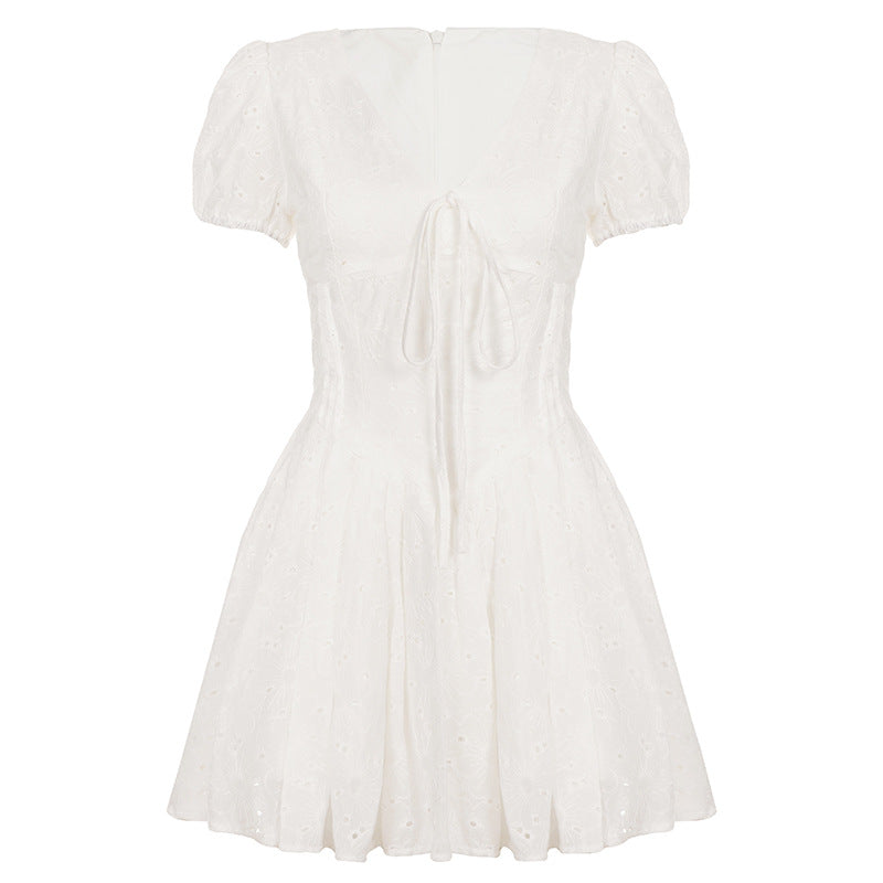 Damer Kortärmad Sommardress med eleganta Volangdetaljer och Bindband Mirla-Eva Jonsson