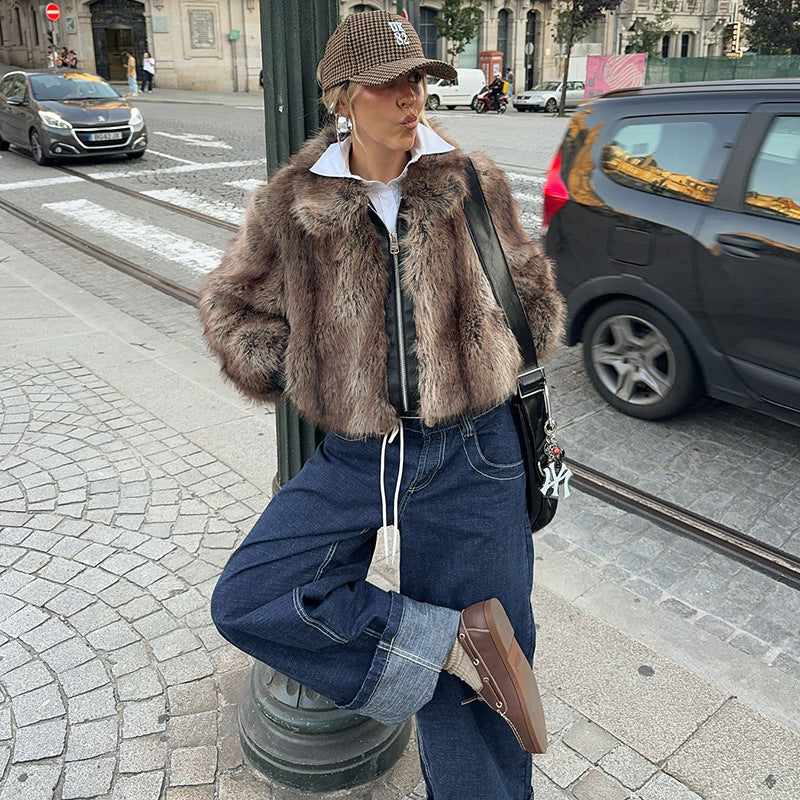 Damer Kunstpälsjacka i modern Cropped-stil Mirla-Eva Jonsson