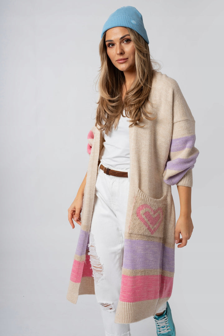 Damer Långärmad Stickad cardigan med hjärtformade fickor och modern färgblockering Mirla-Eva Jonsson