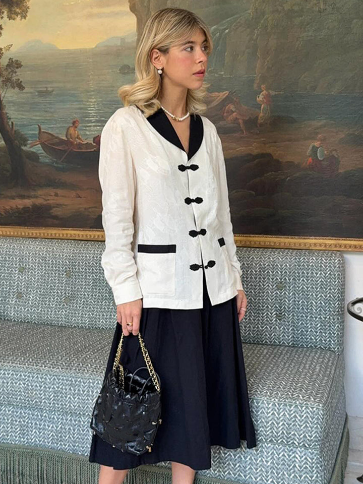 Damer Lätt Blazerjacka med dekorativa knappar och eleganta fickor Mirla-Eva Jonsson