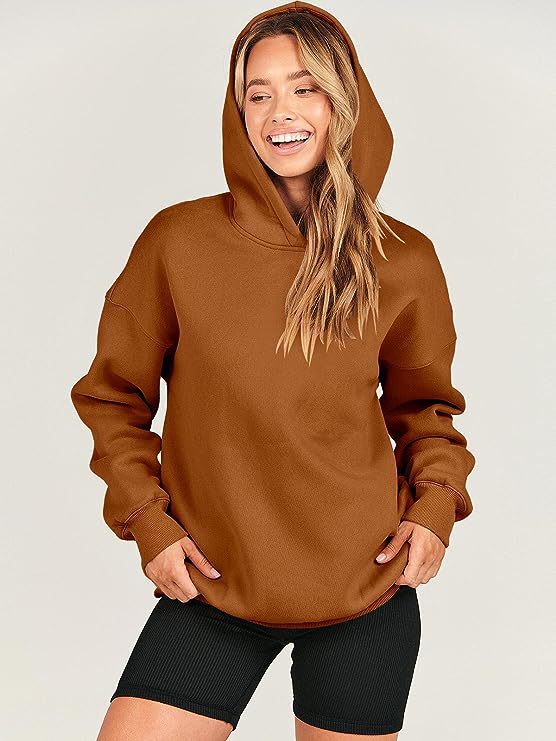 Damer Lätt Kapuzenpullover med Extra Stor Passform och Mjuk Fleece-Material Mirla-Eva Jonsson