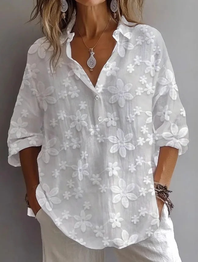 Damer Lätt blus med blommigt broderidesign Mirla-Eva Jonsson