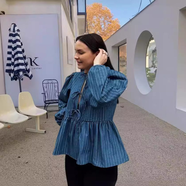 Damer Lätt blus med voluminösa ärmar och figursömmar Mirla-Eva Jonsson