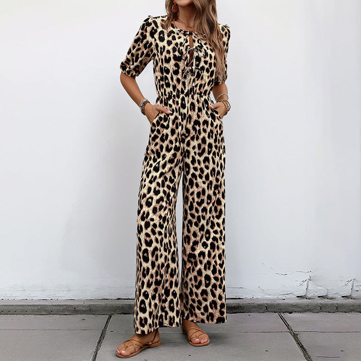 Damer Lätt jumpsuit med leopardmönster och axelbara puffärmar Mirla-Eva Jonsson