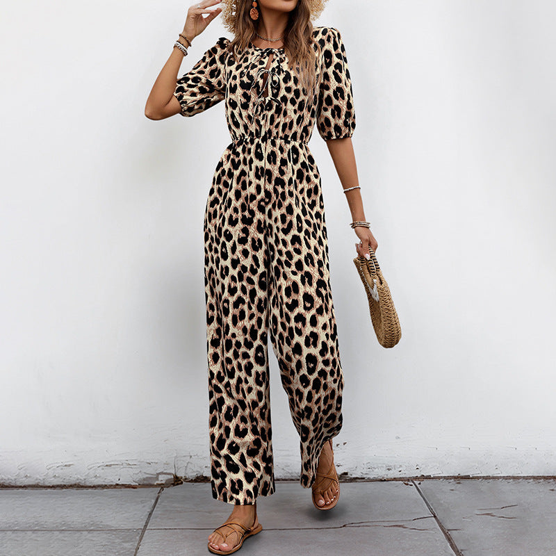 Damer Lätt jumpsuit med leopardmönster och axelbara puffärmar Mirla-Eva Jonsson