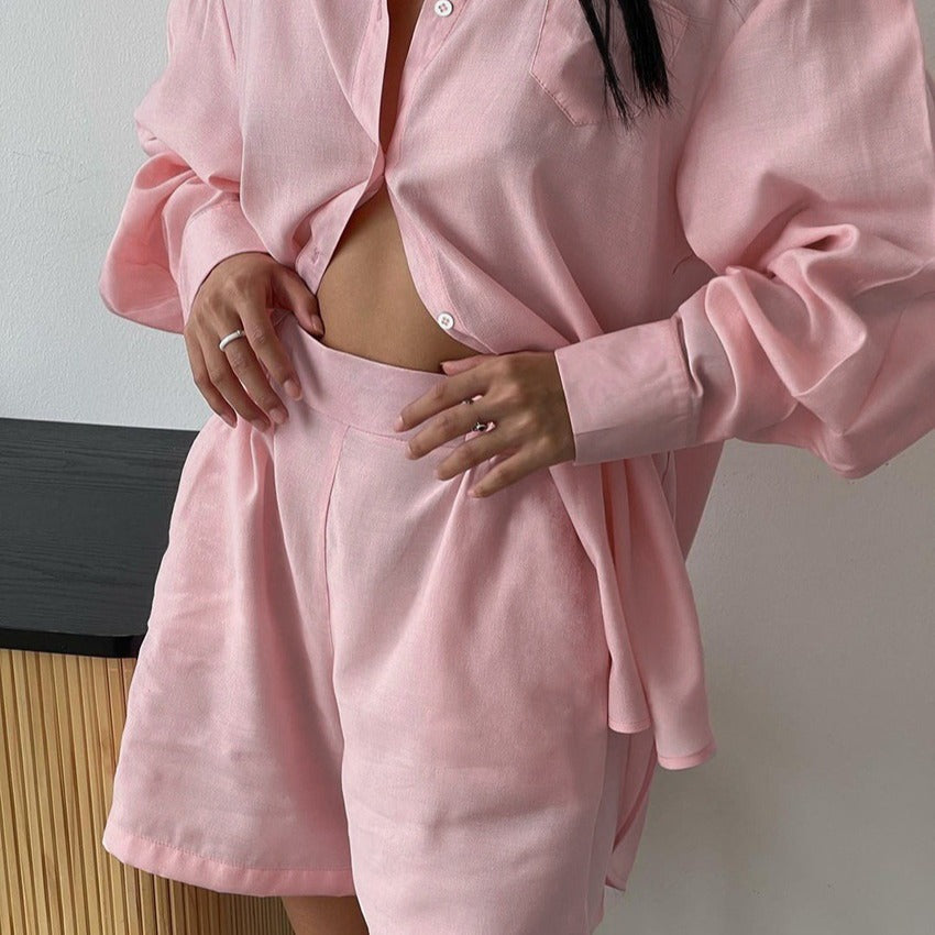 Damer Lätt kortärmad skjorta med oversized passform och bröstficka Mirla-Eva Jonsson