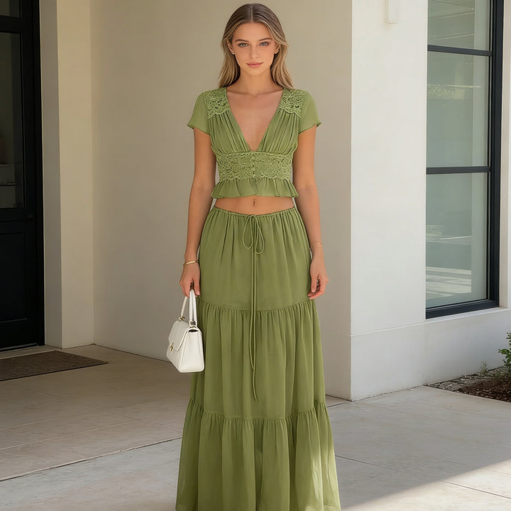 Damer Lätt maxi-klänning med elegant rynkning och cropped topp Mirla-Eva Jonsson