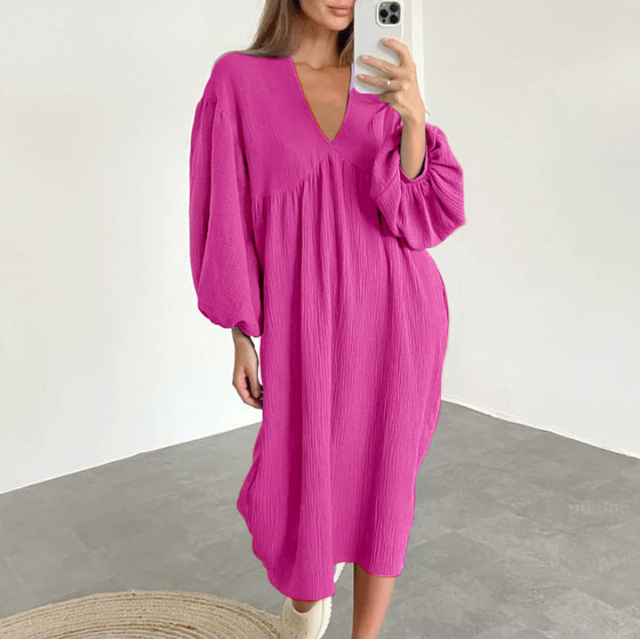 Damer Lätt oversized klänning med voluminösa ärmar och V-ringning Mirla-Eva Jonsson
