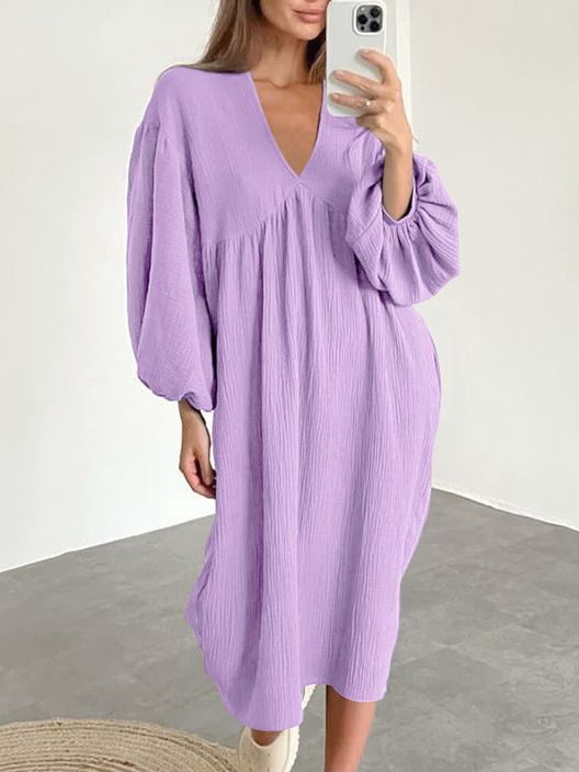 Damer Lätt oversized klänning med voluminösa ärmar och V-ringning Mirla-Eva Jonsson