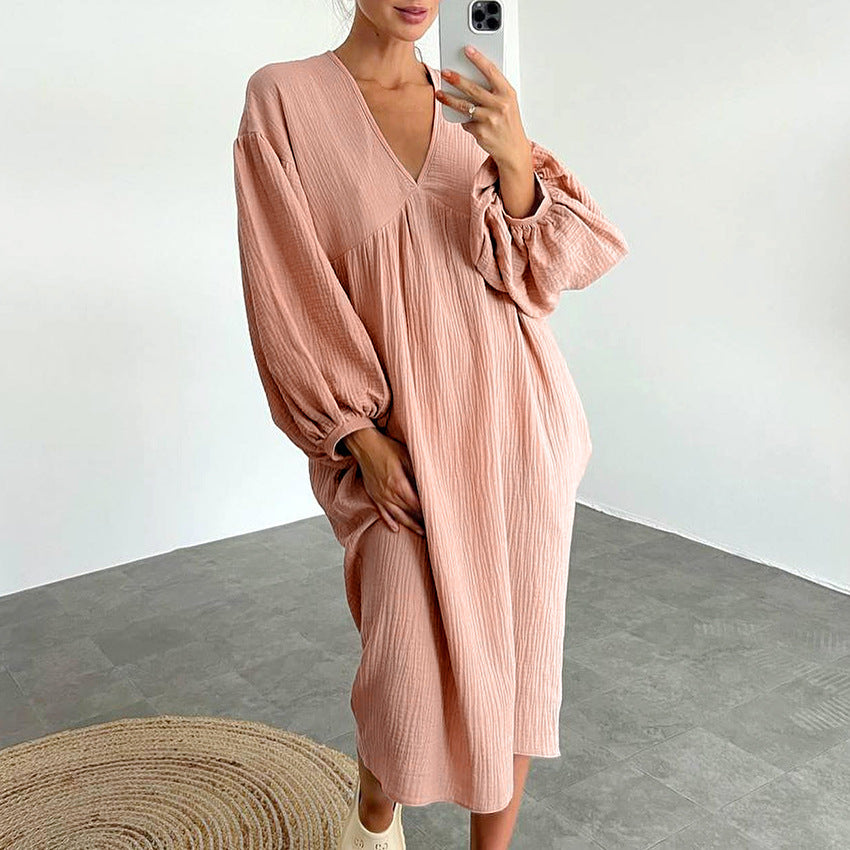 Damer Lätt oversized klänning med voluminösa ärmar och V-ringning Mirla-Eva Jonsson