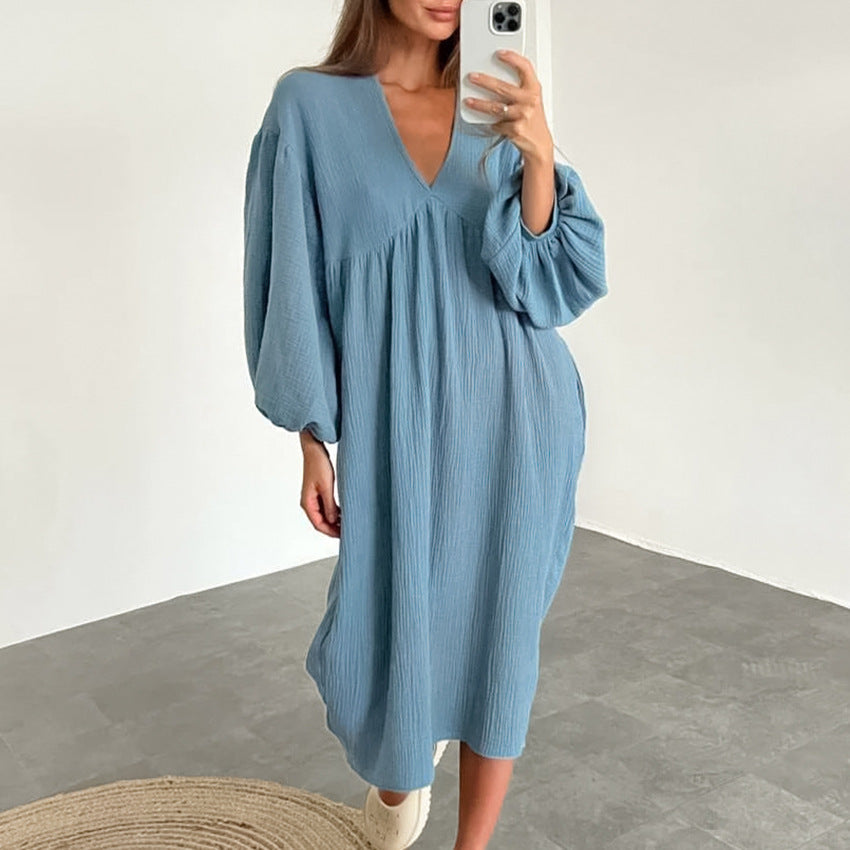Damer Lätt oversized klänning med voluminösa ärmar och V-ringning Mirla-Eva Jonsson