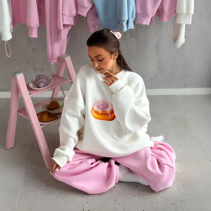 Damer Lätt oversized sweatshirt med lekfullt tryck Mirla-Eva Jonsson