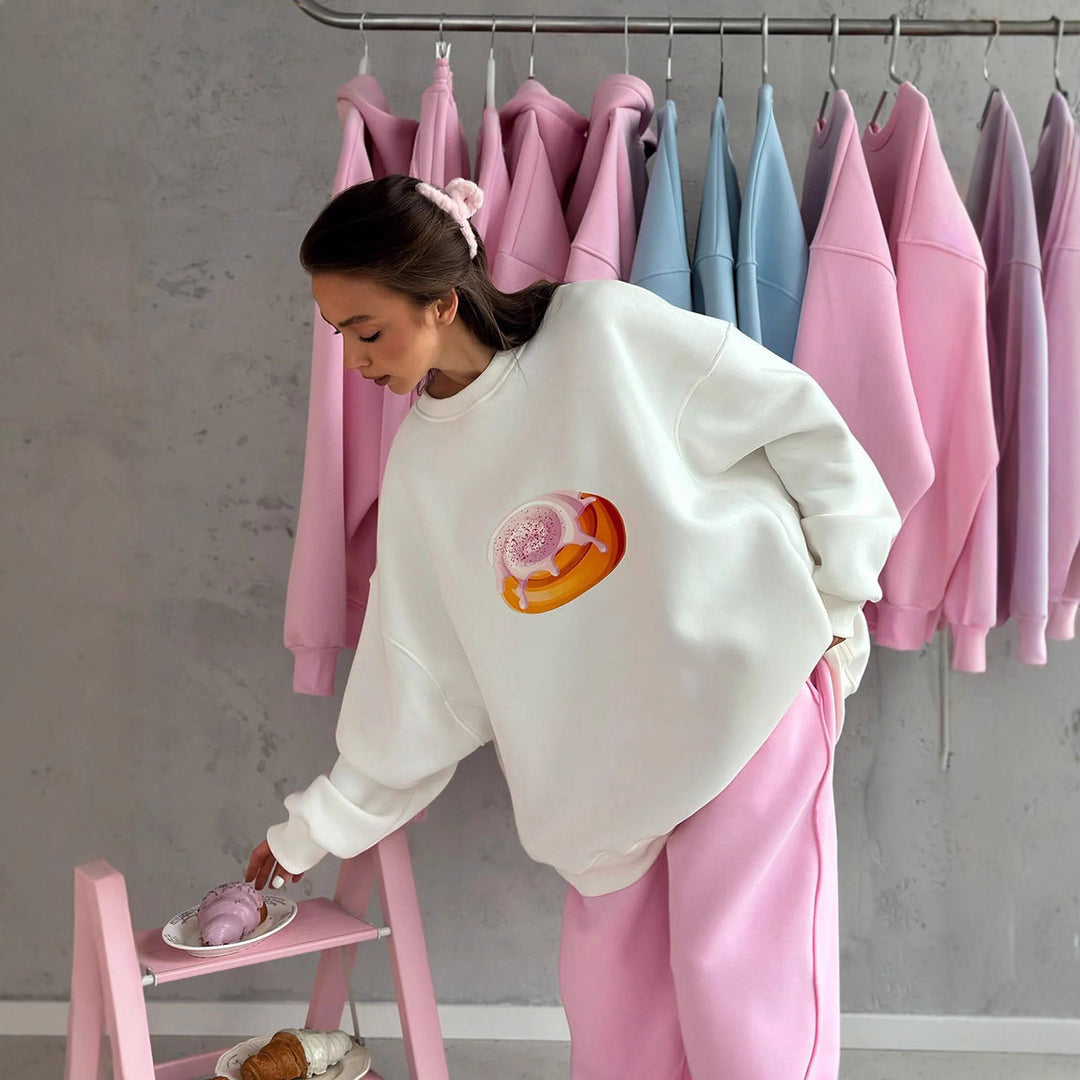 Damer Lätt oversized sweatshirt med lekfullt tryck Mirla-Eva Jonsson