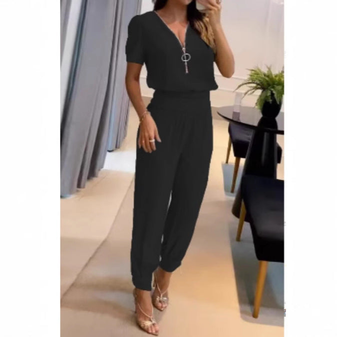Damer Lättsam Jumpsuit med elegant V-ringning och perfekt passform Mirla-Eva Jonsson