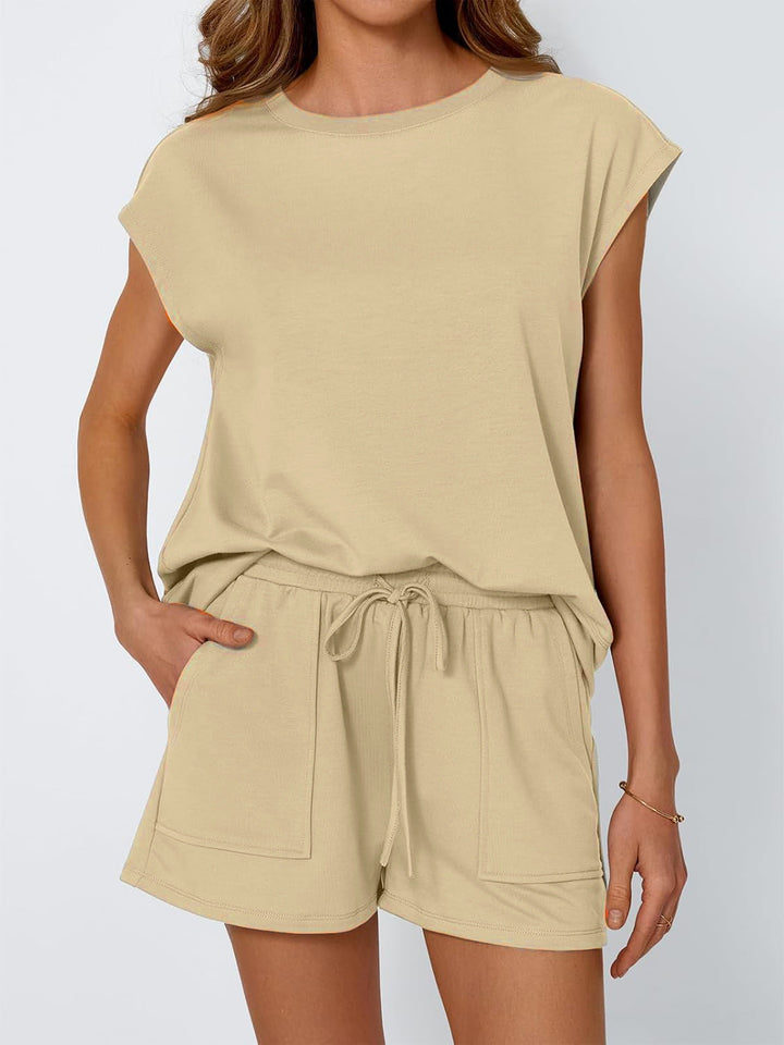 Damer Lättsam Sommar-set Bestående av Topp och Shorts med Dragsko Mirla-Eva Jonsson