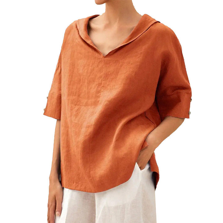 Damer Lättsam blus med blommönster och modern krage Mirla-Eva Jonsson