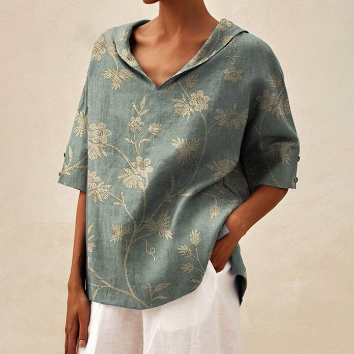 Damer Lättsam blus med blommönster och modern krage Mirla-Eva Jonsson