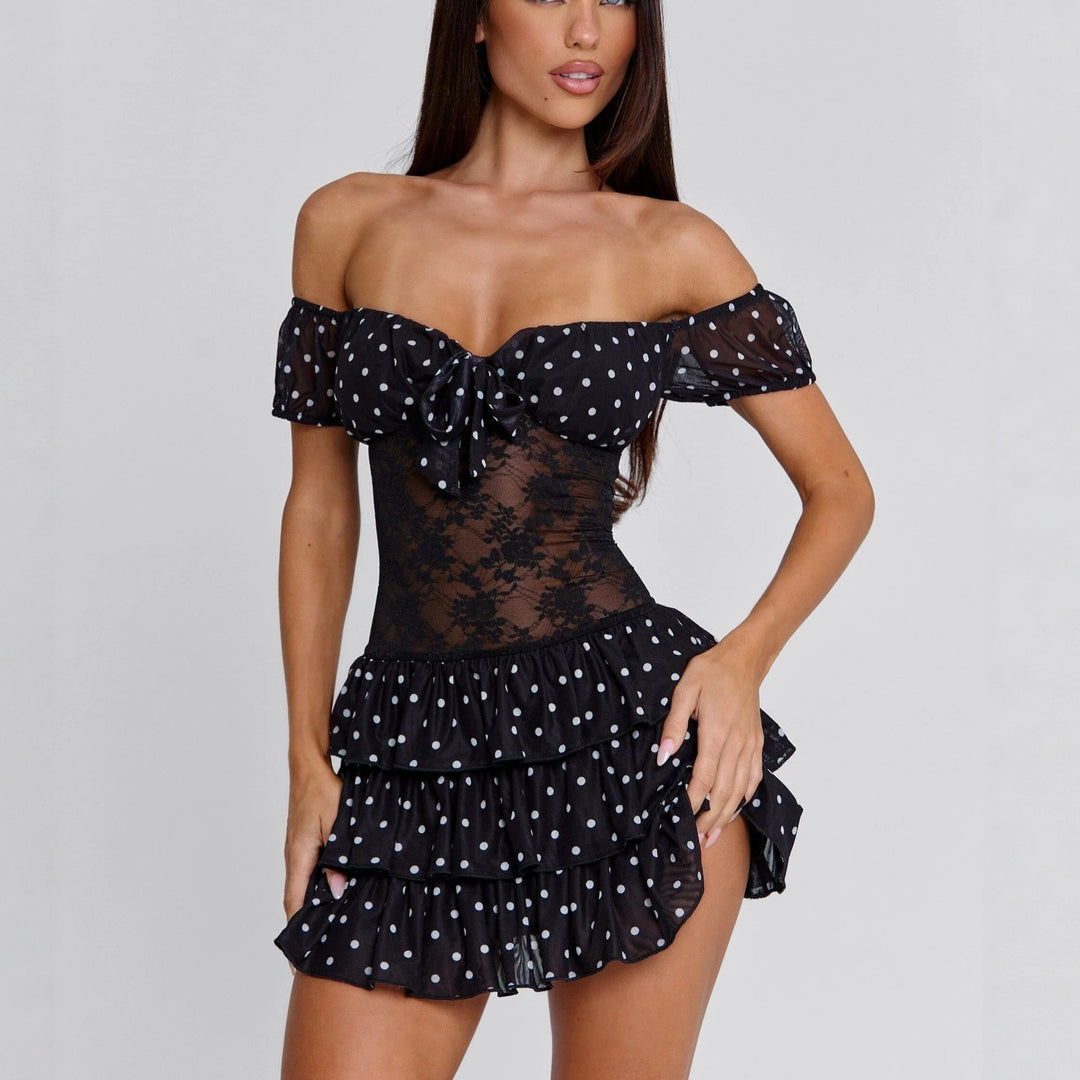 Damer Lekfull Off-Shoulder Klänning med Volangdetaljer Mirla-Eva Jonsson