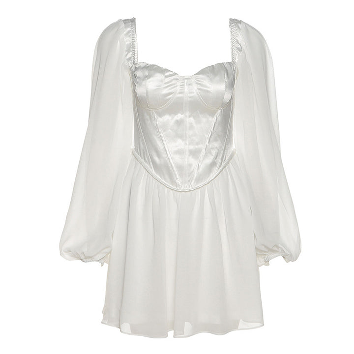 Damer Lekfull miniklänning med elegant bustier-overdel och voluminösa ärmar Eva Jonsson-Eva Jonsson
