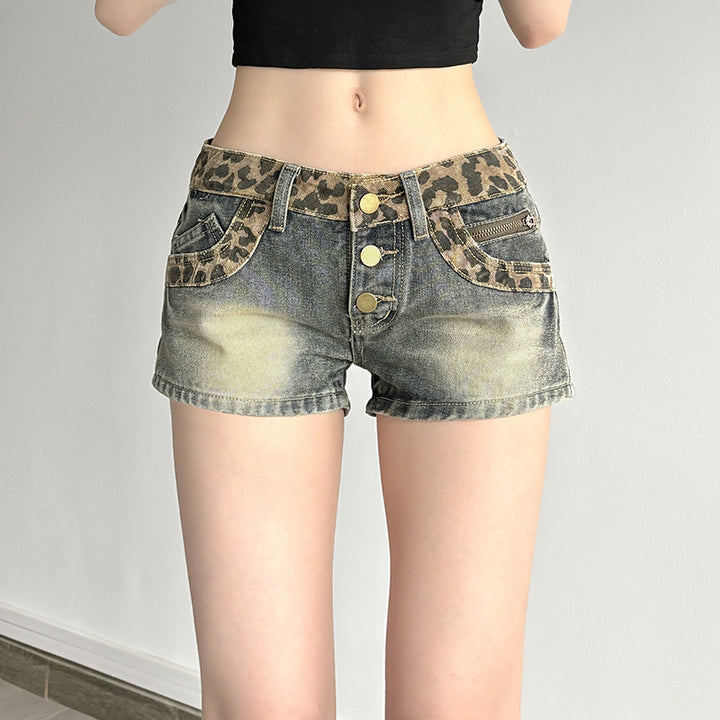 Damer Leopardmönstrade Denimshorts med knappdetaljer och elastisk midja Mirla-Eva Jonsson
