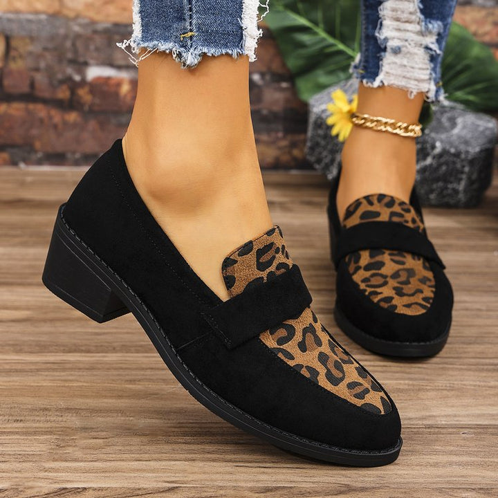 Damer Loafer med Modernt Leopardsmönster och Bekväm Fotbädd Mirla-Eva Jonsson