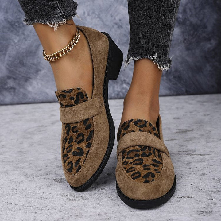 Damer Loafer med Modernt Leopardsmönster och Bekväm Fotbädd Mirla-Eva Jonsson