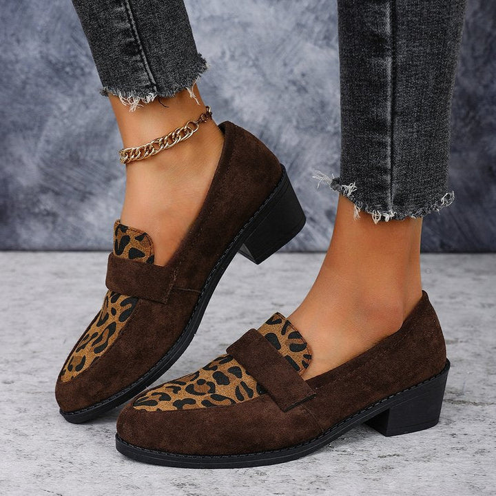 Damer Loafer med Modernt Leopardsmönster och Bekväm Fotbädd Mirla-Eva Jonsson
