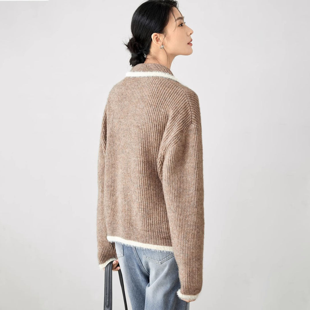 Damer Luddig stickad cardigan med praktiska fickor och hög krage Eva Jonsson-Eva Jonsson