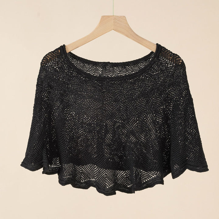 Damer Luftig Stickad Poncho I Modern Design Mirla-Eva Jonsson