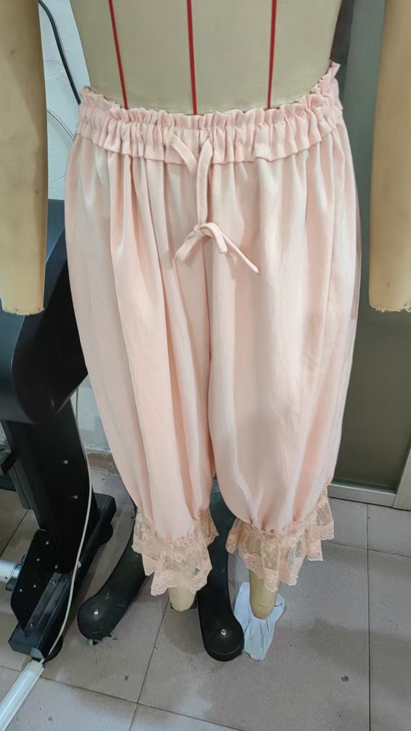 Damer Luftig och elegant Culotte med spetsdekoration Mirla-Eva Jonsson