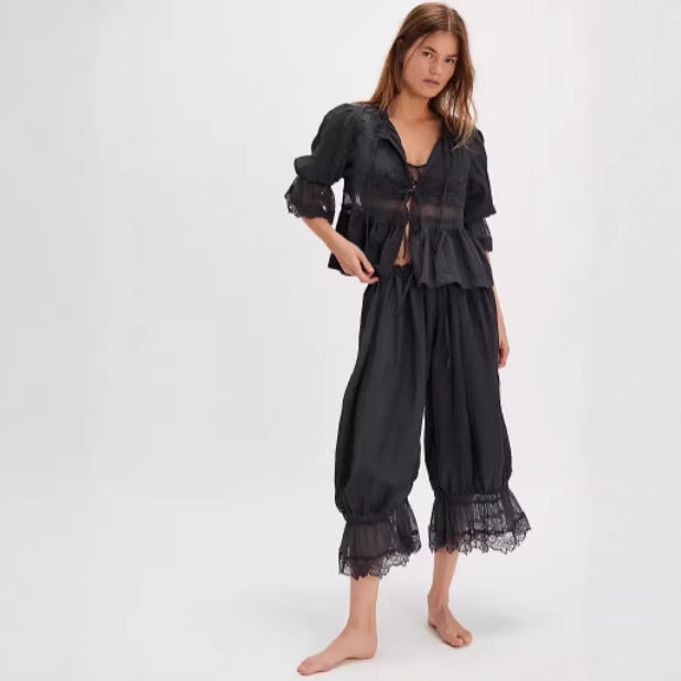 Damer Luftig och elegant Culotte med spetsdekoration Mirla-Eva Jonsson