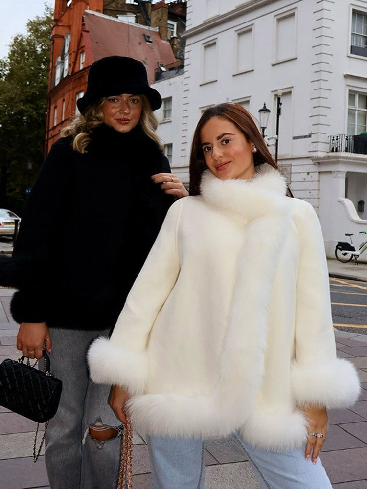 Damer Lyxig Pälsjacka med mjukt Foder och eleganta Detaljer Mirla-Eva Jonsson