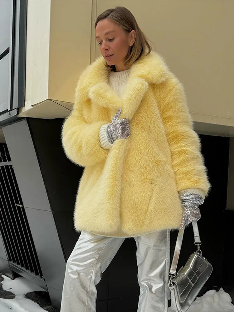 Damer Lyxig Rävimitationsjacka med elegant skärning Mirla-Eva Jonsson