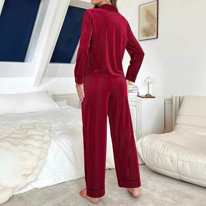 Damer Lyxigt Pyjamaset med fina ränder Mirla-Eva Jonsson
