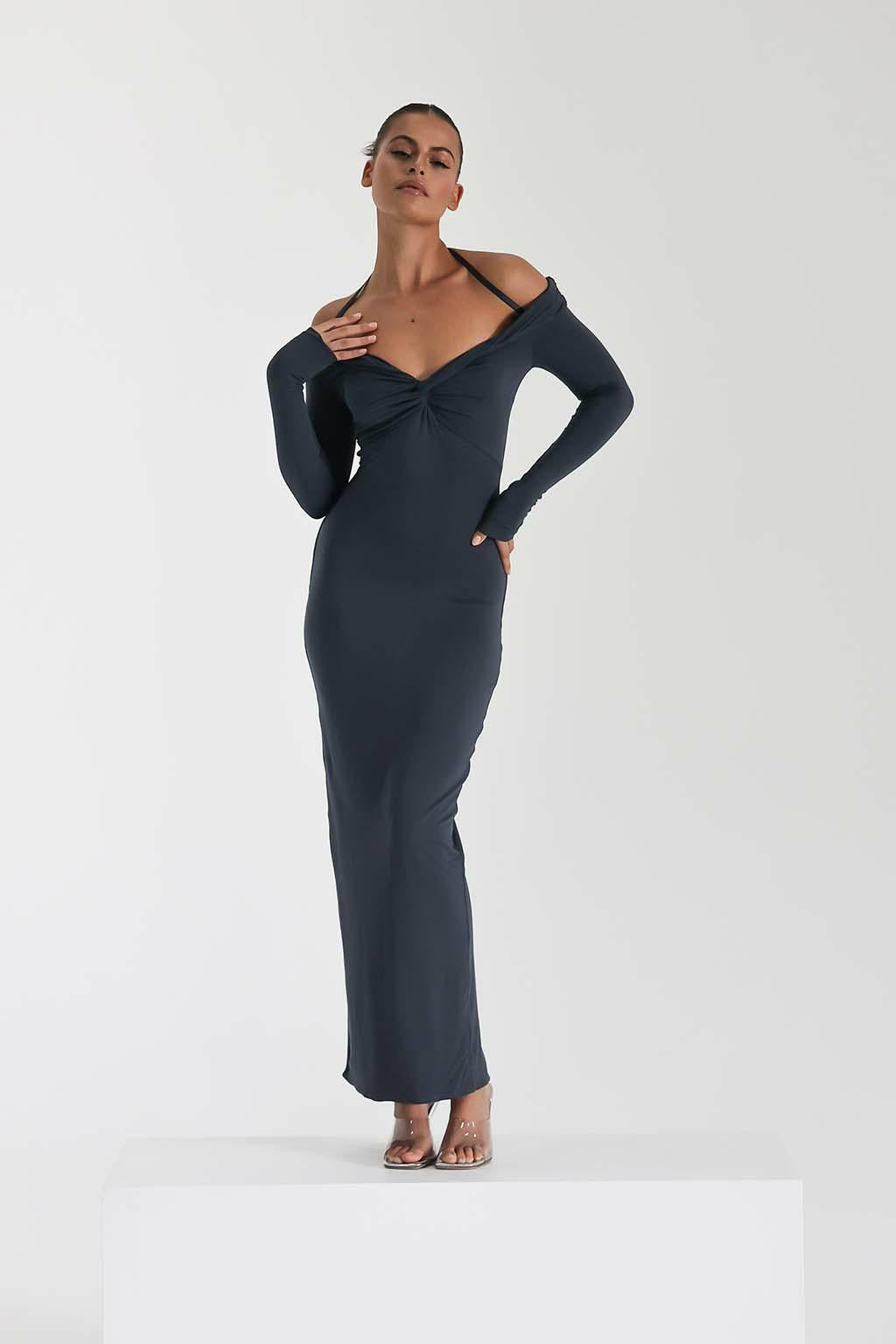 Damer Maxi-klänning med Off-Shoulder-design och elegant slits Mirla-Eva Jonsson