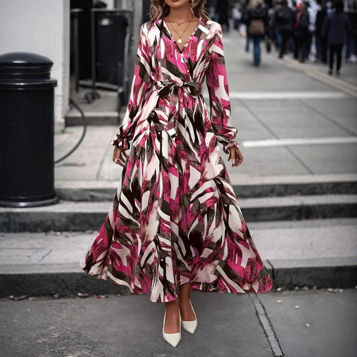 Damer Maxi-klänning med elegant midjeskärning och voluminös kjol Eva Jonsson-Eva Jonsson