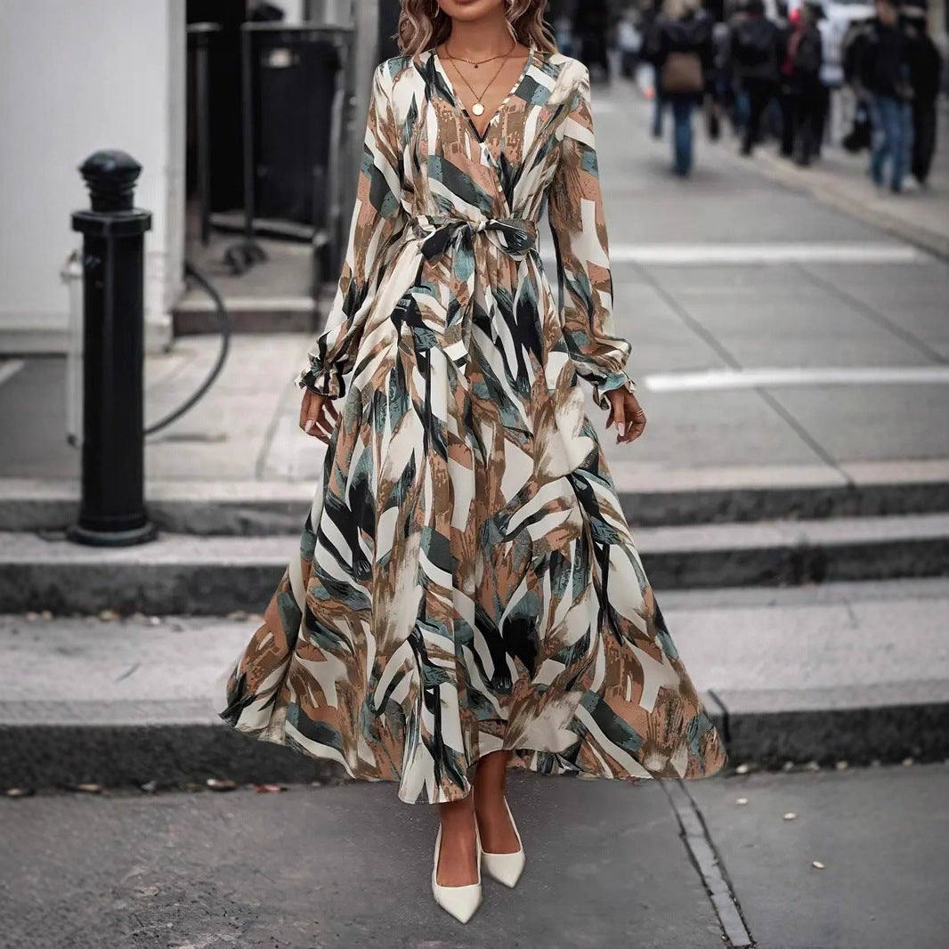 Damer Maxi-klänning med elegant midjeskärning och voluminös kjol Eva Jonsson-Eva Jonsson