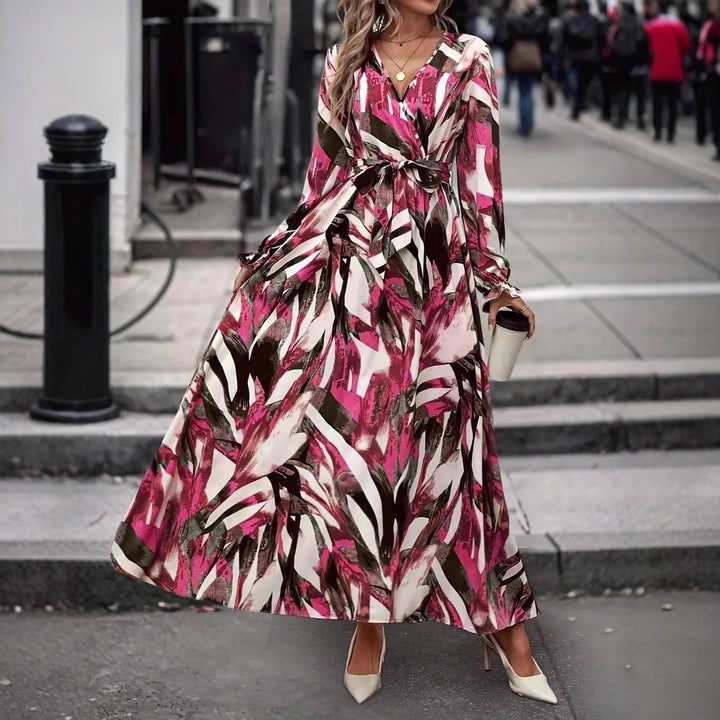 Damer Maxi-klänning med elegant midjeskärning och voluminös kjol Eva Jonsson-Eva Jonsson