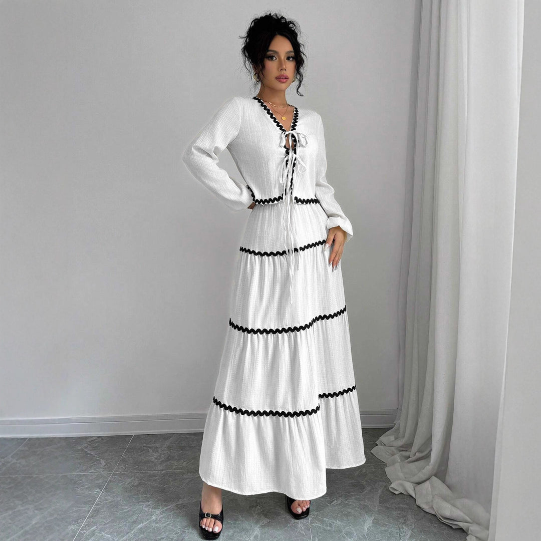 Damer Maxi-klänning med lekfull snörning och elegant volangbotten Eva Jonsson-Eva Jonsson