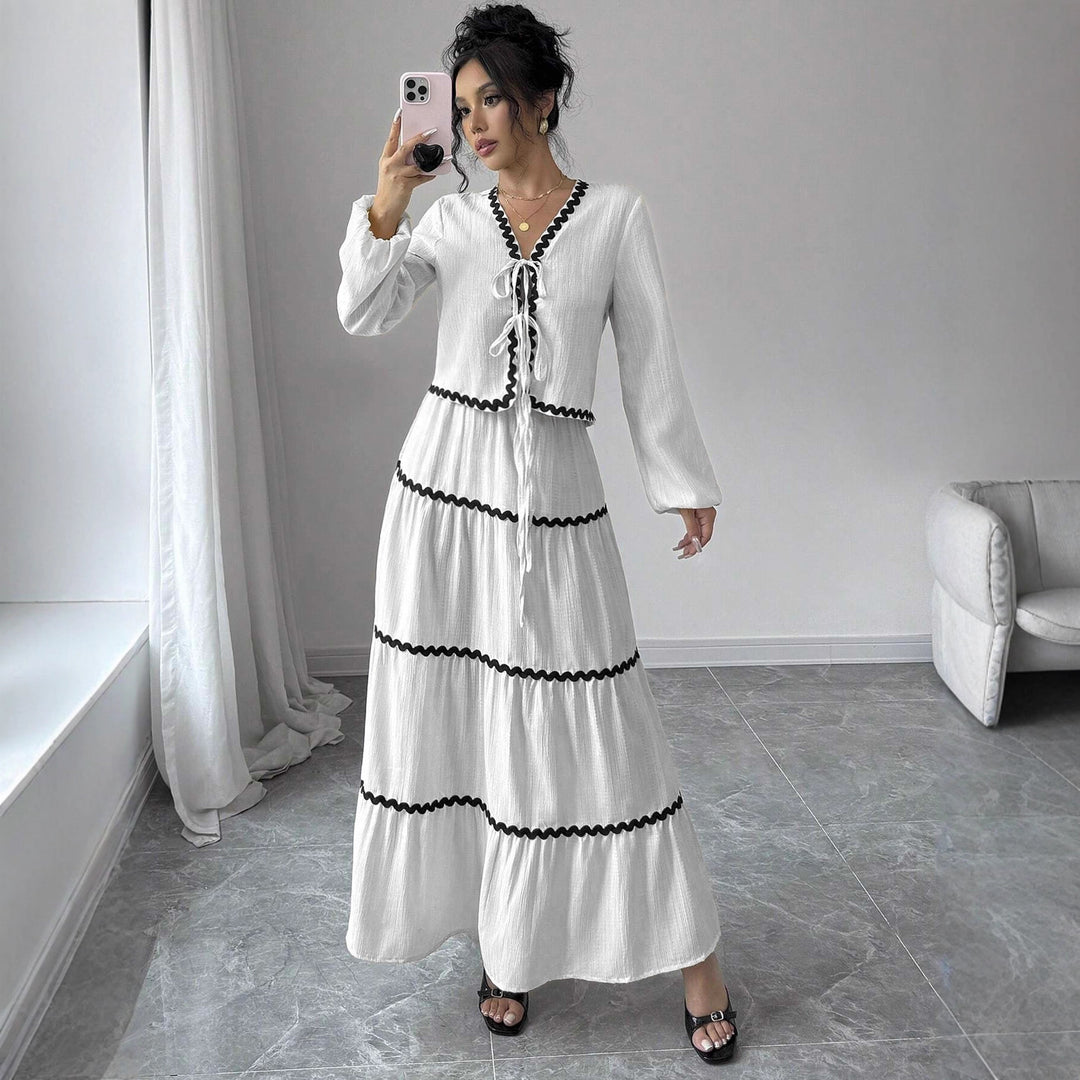 Damer Maxi-klänning med lekfull snörning och elegant volangbotten Eva Jonsson-Eva Jonsson