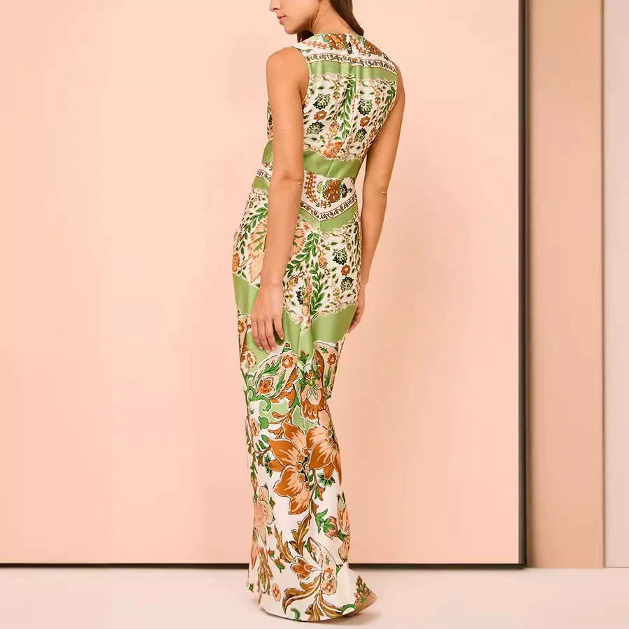 Damer Maxiklänning med blommönster och elegant knutdetalj Eva Jonsson-Eva Jonsson