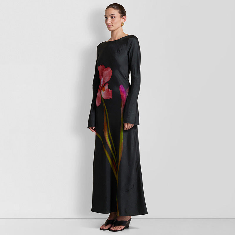 Damer Maxiklänning med blommönster och långa ärmar Mirla-Eva Jonsson