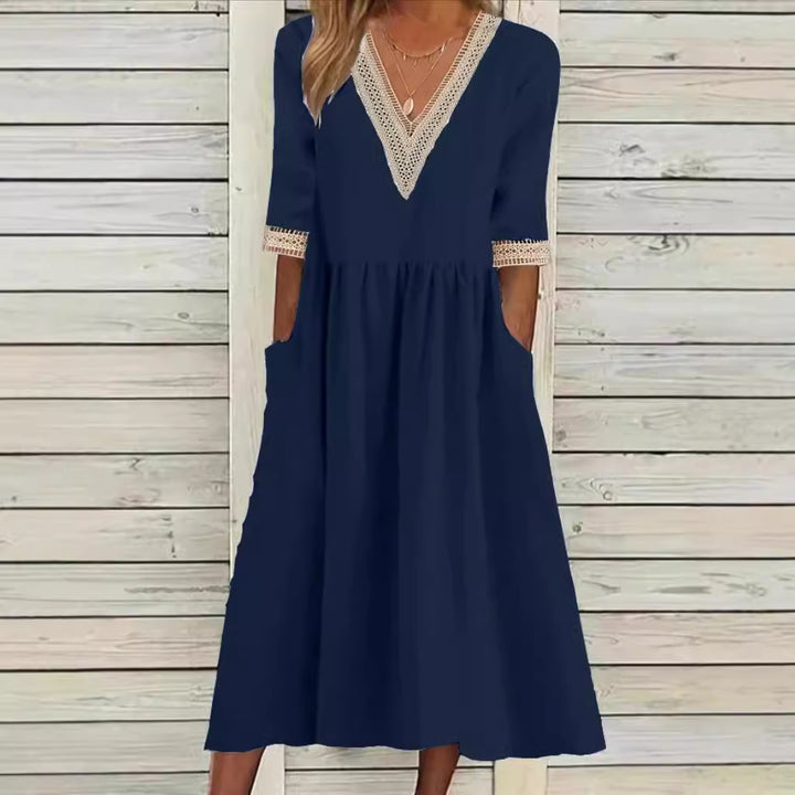 Damer Midi Klänning med V-ringning och Spetsdetaljer Eva Jonsson-Eva Jonsson