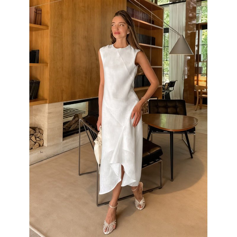 Damer Midi-klänning med asymmetrisk fåll och elegant snitt Mirla-Eva Jonsson