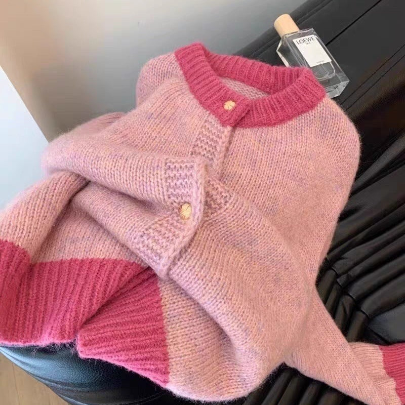 Damer Mjuk Cardigan med Lyxiga Knappar och Kontrastmuddar Mirla-Eva Jonsson