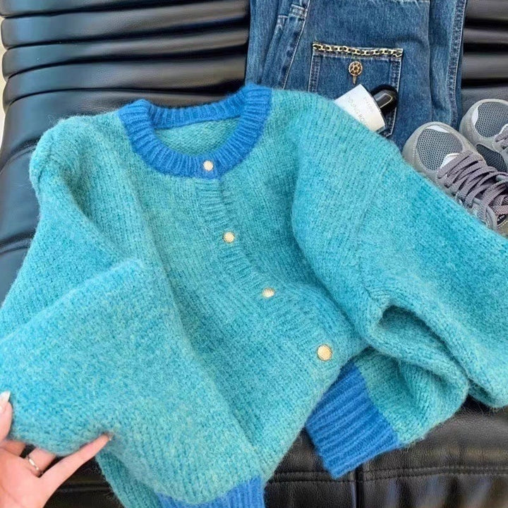 Damer Mjuk Cardigan med Lyxiga Knappar och Kontrastmuddar Mirla-Eva Jonsson